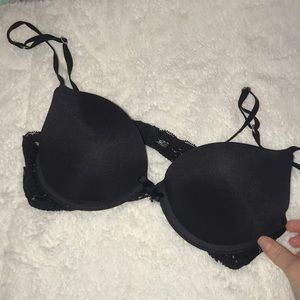 🔴Black Hollister bra (buy 2 bras get 1 free)